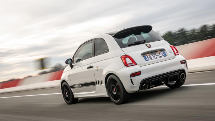 Νέα γκάμα Abarth 595: Με «Scorpion» mode