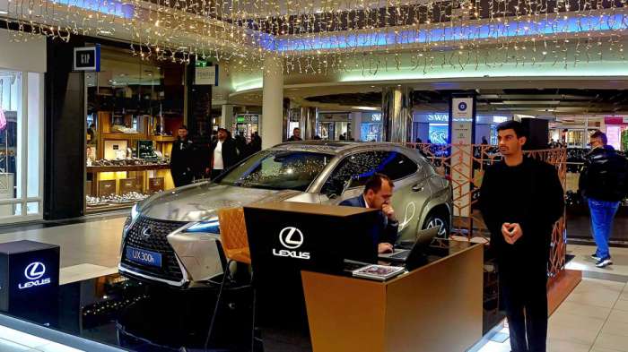 Lexus: Νέο Pop-Up Store στη Θεσσαλονίκη με το υβριδικό Lexus UX