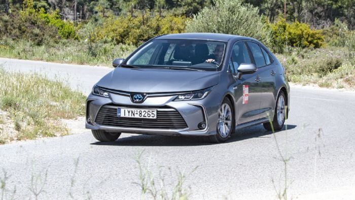 Δοκιμή: Toyota Corolla 1,8 Hybrid Sedan