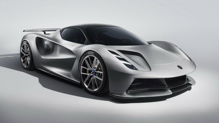 Πάει πίσω ο ερχομός της Lotus Evija