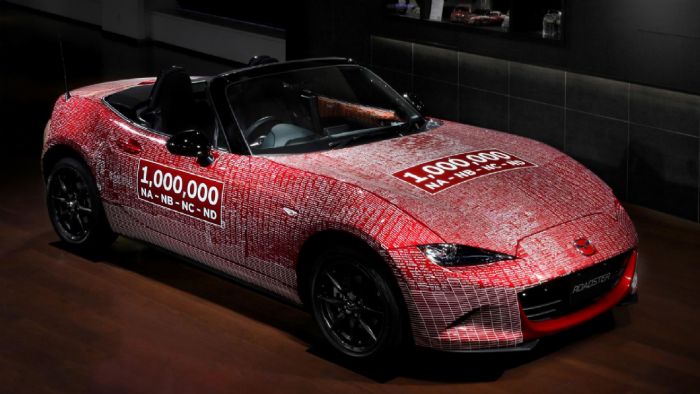 Έναν χρόνο και 10.000 υπογραφές μετά, αυτή είναι η μορφή του εκατομμυριοστού Mazda MX-5.