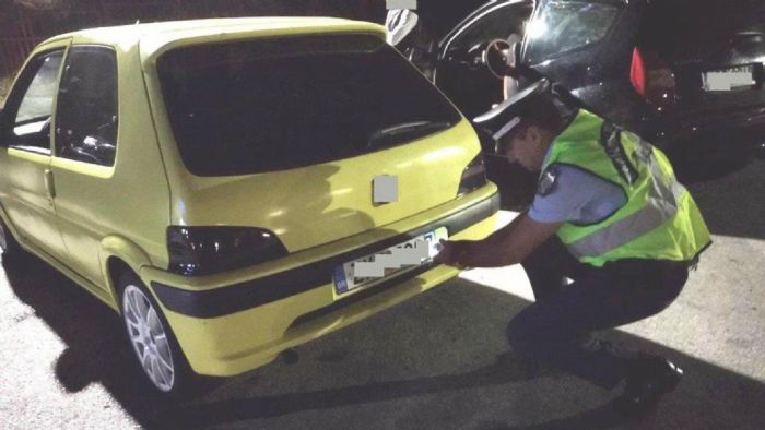 Τροχαία: «Μπλόκο» στο Παλαιό Φάληρο, δεκάδες οι παραβάσεις
