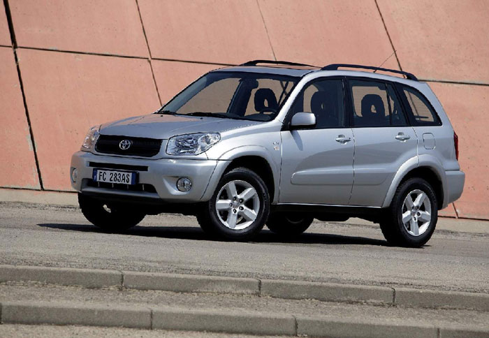 Mεταχειρισμένο Τοyota RAV-4 2.0 