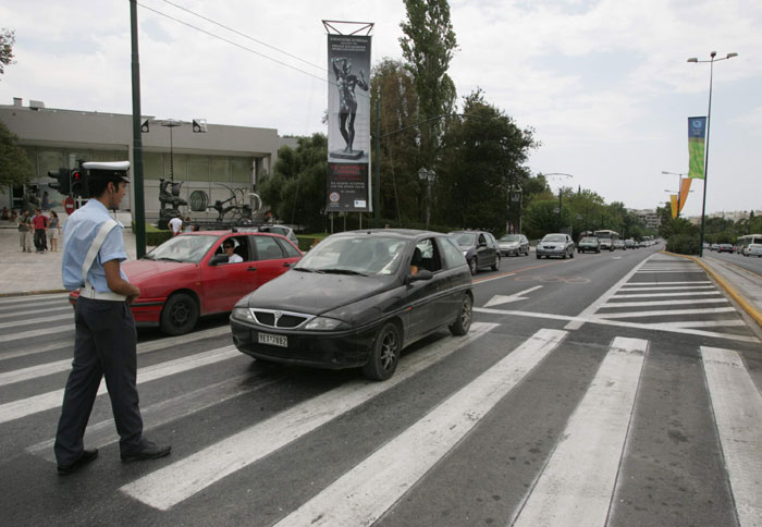 140.000 ειδοποιητήρια για κλήσεις