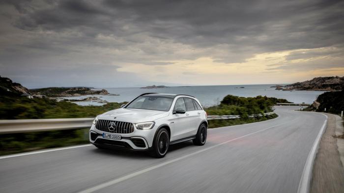 Τις ανανεωμένες Mercedes-AMG GLC 63 και GLC 63 Coupe παρουσίασε στο Σαλόνι Αυτοκινήτου της Νέας Υόρκης η γερμανική φίρμα.