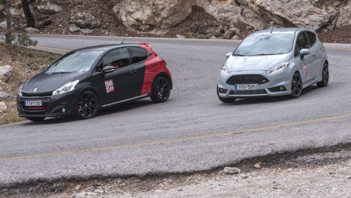 Fiesta ST200 VS 208 GTi 