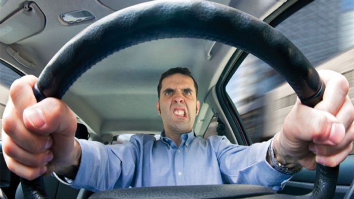Τα νεύρα στην οδήγηση μόνο σε κακό μπορούν να σου βγουν!