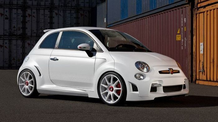 Το Abarth 500 Corsa Stradale concept με την επιμέλεια της εταιρείας βελτιώσεων Zender απέκτησε νέα εμφάνιση, τολμηρή σχεδίαση και μοναδικές επιδόσεις.