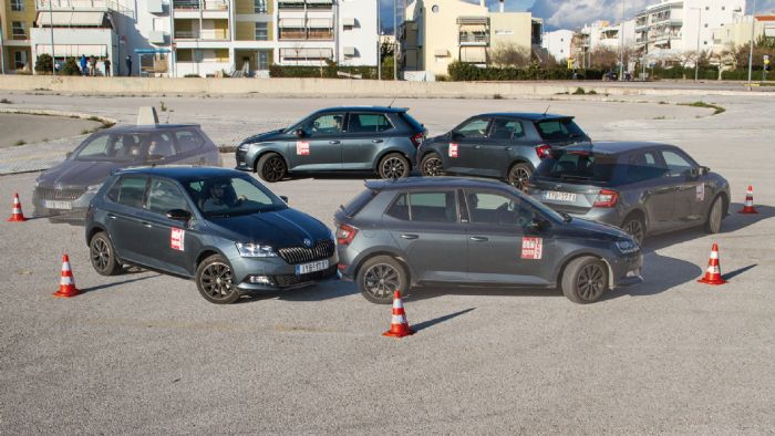 Ο κύκλος στροφής 13 μικρών μοντέλων 
