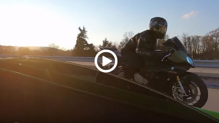 ΜcLaren 720S vs BMW 1000RR ΜcLaren 720S vs BMW 1000RR