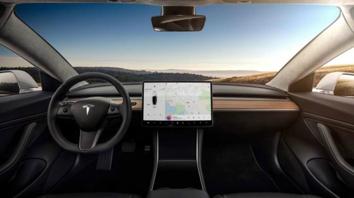Αναβαθμίζονται με νέο λογισμικό τα Tesla Αναβαθμίζονται με νέο λογισμικό τα Tesla