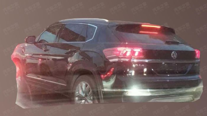 Eντελώς «γυμνό» το Atlas Cross Sport.