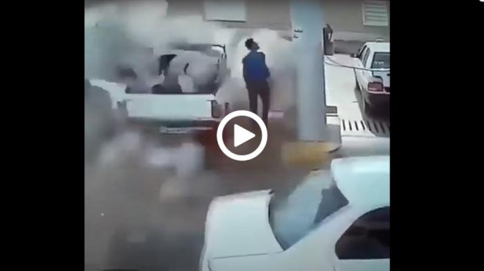 Αμάξι ανατινάζεται σε βενζινάδικο και γίνεται «φιτίλια»