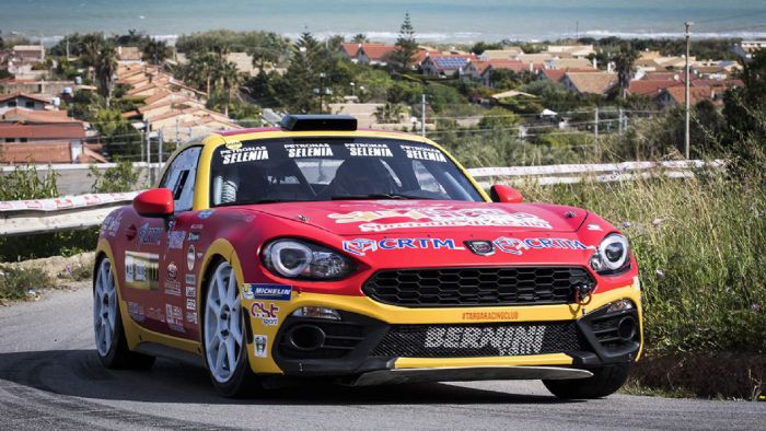 Ένα ΣΚ γεμάτο Abarth Ένα ΣΚ γεμάτο Abarth