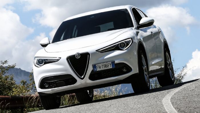 Το SUV δεν θα γίνει μόνο ελαφρύτερο αλλά και λίγο πιο προσιτό οικονομικά. Το SUV δεν θα γίνει μόνο ελαφρύτερο αλλά και λίγο πιο προσιτό οικονομικά.