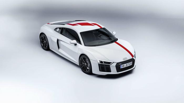 Στην επέκταση της σειράς μοντέλων R8 προχώρησε η Audi, η οποία στο πλαίσιο της Έκθεσης Αυτοκινήτου της Φρανκφούρτης παρουσίασε το νέο R8 V10 RWS, το οποίο έχει για πρώτη φορά την κίνηση στους πίσω τρο