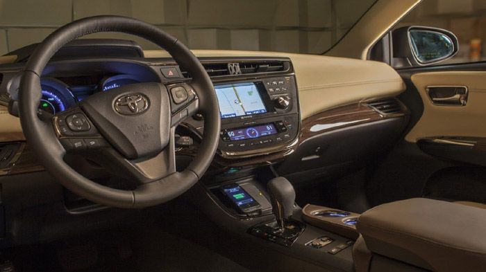 Toyota Qi: Ασύρματο σύστημα φόρτισης