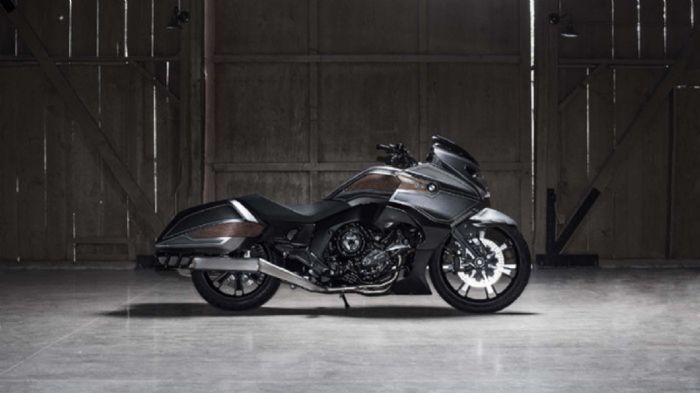 Μια συνεργασία μεταξύ της BMW και του φημισμένου κατασκευαστή Roland Sands Μια συνεργασία μεταξύ της BMW και του φημισμένου κατασκευαστή Roland Sands