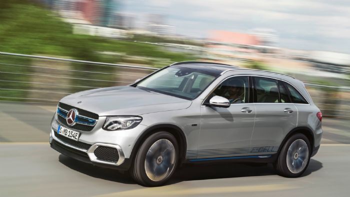 Εγκαταλείπει τις κυψέλες υδρογόνου η Mercedes