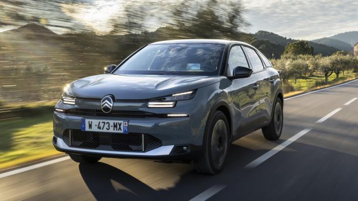 Citroen C4: Διαθέσιμο σε νέες εκδόσεις Plus Pack & Plus Tech Pack