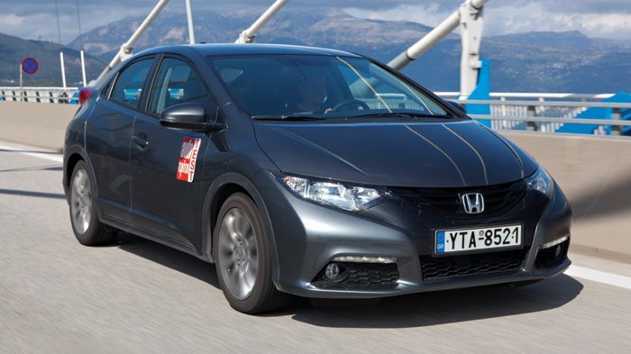To πετρελαιοκίνητο Honda Civic εξωτερικά δεν διαφέρει σε σχέση με το γνώριμο σε όλους βενζινοκίνητο.