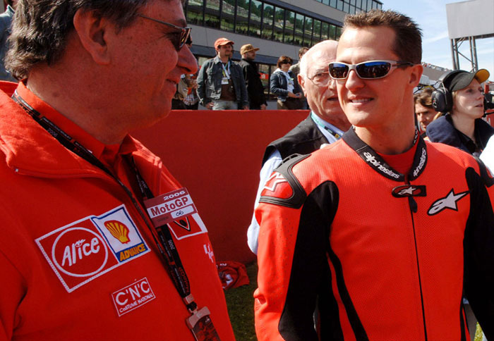 Ο Σούμι, τα Moto GP και η Desmosedici