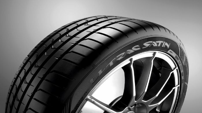 Νέο ελαστικό Ultrac Satin για πολυτελή αυτοκίνητα και SUV