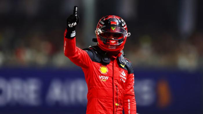 GP Σιγκαπούρης: H pole στον Sainz, στο πουθενά η Red Bull!