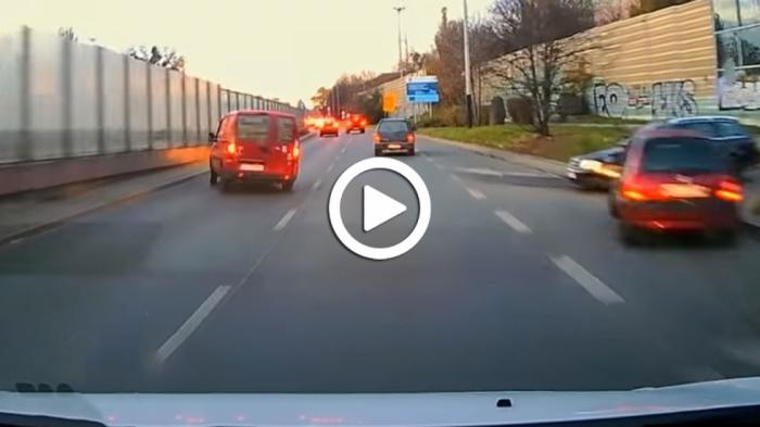 Courier παλεύει να τα κάνει όλα σωστά & δεν βγαίνει σε καλό [video]