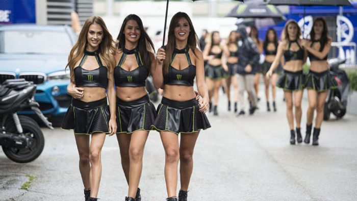 Επιστρέφουν τα grid girls;