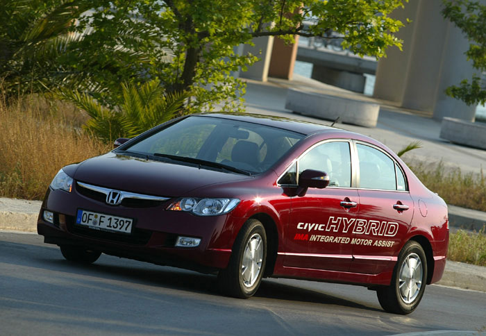 Οδηγούμε το νέο υβριδικό Honda Civic 