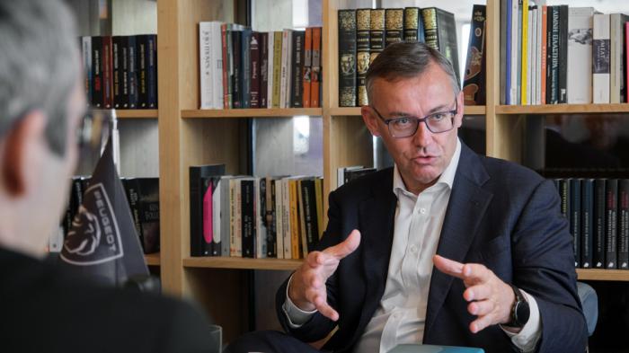 Συνέντευξη με τον CEO της Peugeot, Alain Favey (+video)