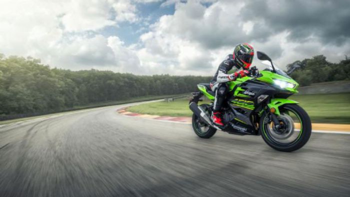Νέα Kawasaki Ninja 400 Νέα Kawasaki Ninja 400