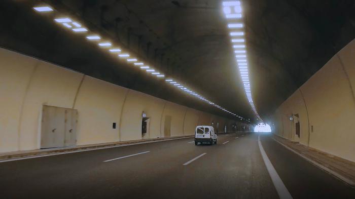 Με LED στις σήραγγες η Ολυμπία Οδός (+video)