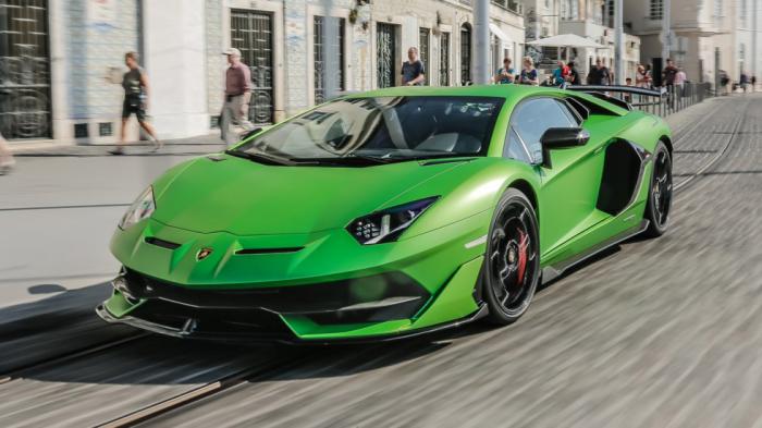 Δεν αργεί ο διάδοχος της Lamborghini Aventador