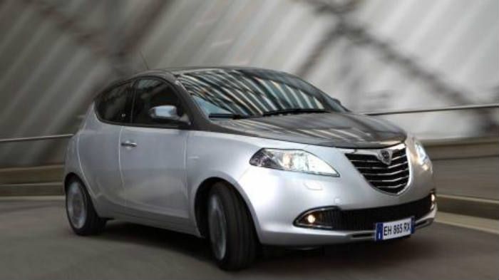 Lancia μόνο για την αγορά της Ιταλίας Lancia μόνο για την αγορά της Ιταλίας