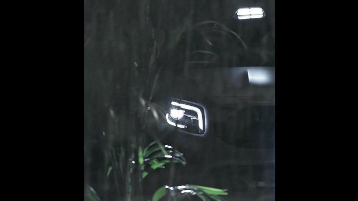 Teaser της νέας Mercedes GLB Teaser της νέας Mercedes GLB