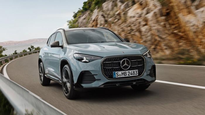 ��� Mercedes GLA: ���������, ���������� & ��� digital ��� �� ��������
