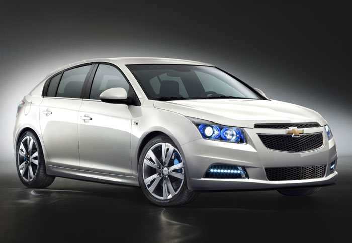 To Chevrolet Cruze 5d στη Γενεύη