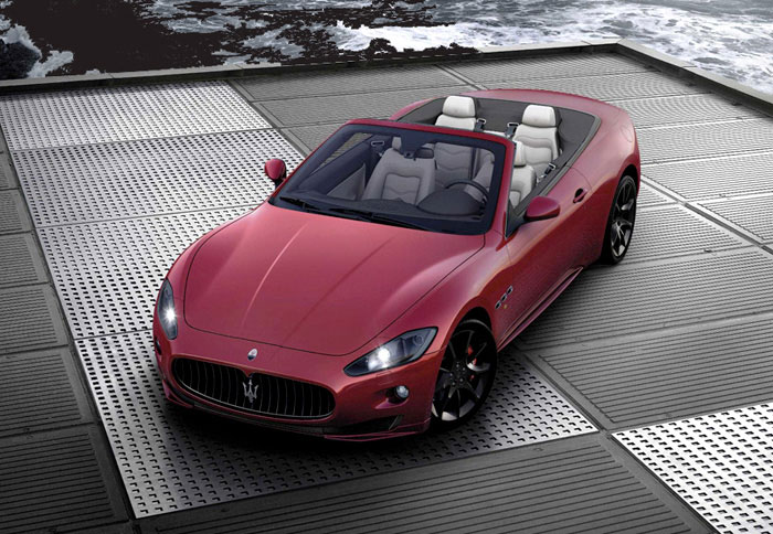 Με 450 ίππους η Maserati GranCabrio! Με 450 ίππους η Maserati GranCabrio!