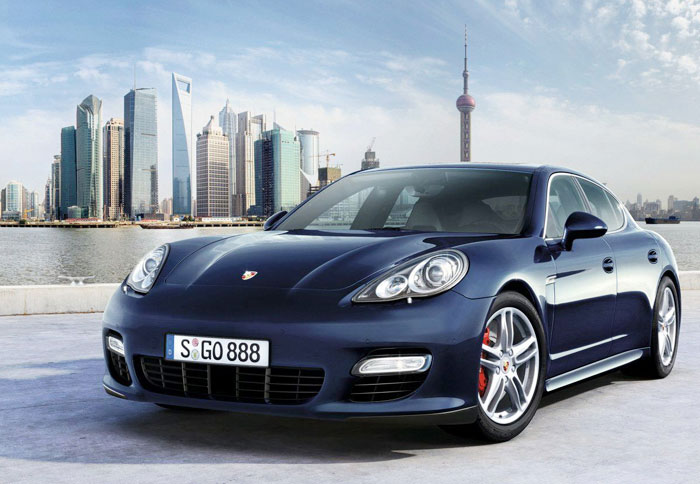 Porsche: Panamera Turbo S  Pajun!