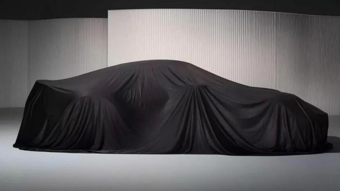 Η Porsche αποκαλύπτει την ανανεωμένη και υβριδική 911 Turbo
