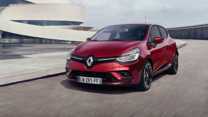 Αλλαγή πορείας φαίνεται πως σχεδιάζει η Renault για το Clio, δίνοντας μεγαλύτερη έμφαση στο εσωτερικό και τις τεχνολογίες που θα το εξοπλίζουν.