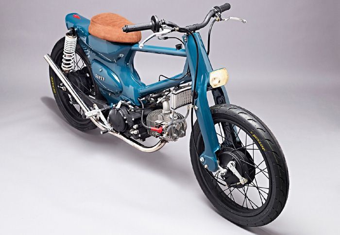 Iδού τι μπορεί να φτιάξει κάποιος έχοντας στη διάθεσή του ένα ταπεινό σκελετό απ Iδού τι μπορεί να φτιάξει κάποιος έχοντας στη διάθεσή του ένα ταπεινό σκελετό από Honda Super Cup.