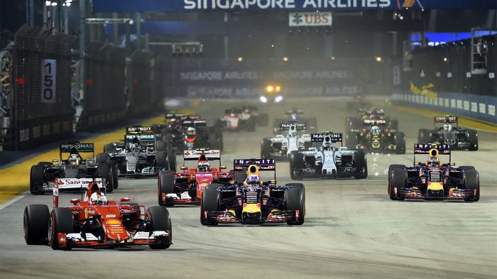 GP Σιγκαπούρης: Βραδινή βόλτα στην F1
