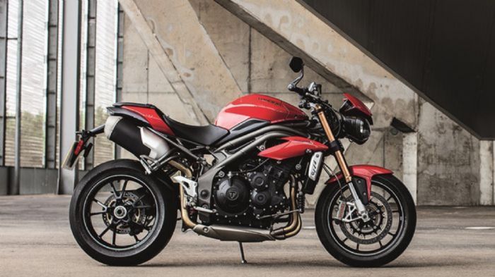 Triumph Speed Triple S και R Triumph Speed Triple S και R