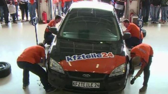 Η πιο γρήγορη αλλαγή ελαστικών που έγινε ποτέ!