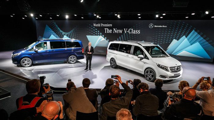 Η νέα Mercedes V-Class έρχεται για να τοποθετηθεί στην κορυφή των πολυτελών πολυχρηστικών μοντέλων της μάρκας, παρέχοντας κορυφαίες ανέσεις και προηγμένη τεχνολογία ασφαλείας.