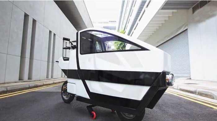 Scooter με τον αναβάτη πίσω!