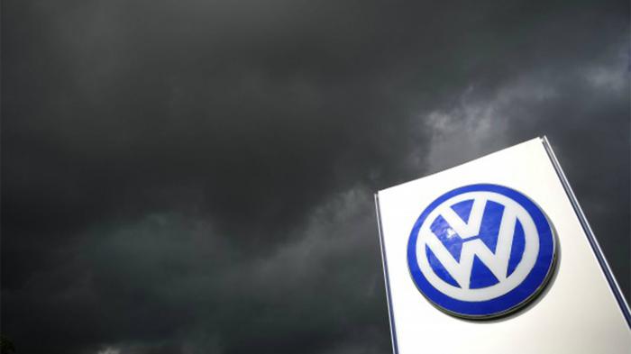 Νέες έρευνες στα γραφεία στελεχών της VW Νέες έρευνες στα γραφεία στελεχών της VW